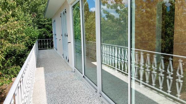GRANDE MAISON F5 TRÈS LUMINEUSE CHÂTELLERAULT Réf M.10