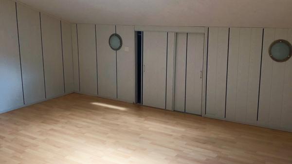 GRANDE MAISON F5 TRÈS LUMINEUSE CHÂTELLERAULT Réf M.10