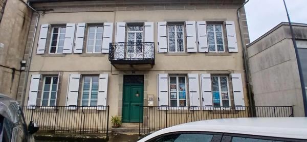 Bureau à louer à Figeac (46100)
