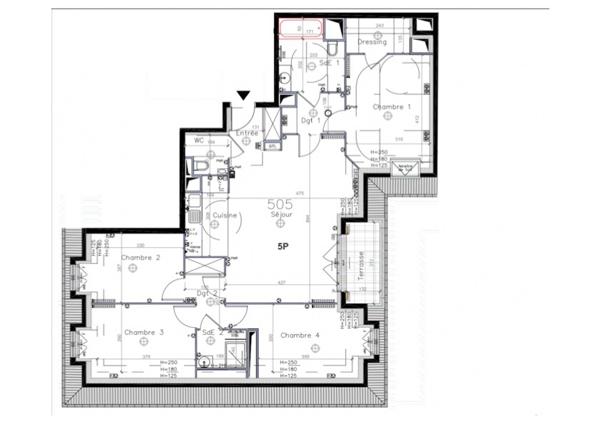 Appartement
         5 pièces
        - 105 m² Bien prestige 725 000 € *