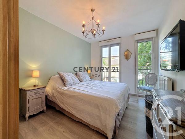 Appartement à vendre  3 pièces - 62,32 m 2   MAISONS ALFORT  - 94