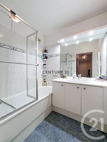 Appartement à vendre  3 pièces - 62,32 m 2   MAISONS ALFORT  - 94