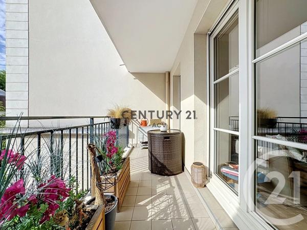 Appartement à vendre  3 pièces - 62,32 m 2   MAISONS ALFORT  - 94