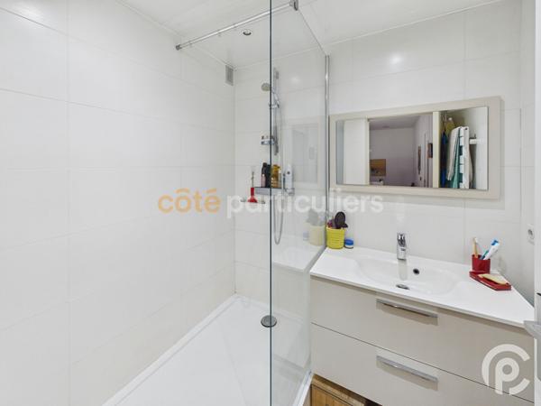 Vente
                Appartement60,23 m² - 3 Pièces -
                    CLAMART (92140)