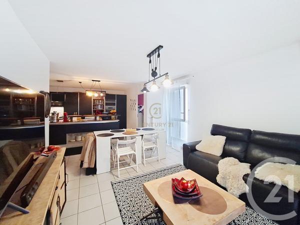 Appartement F5 à vendre  5 pièces - 93 m2 GIVORS - 69