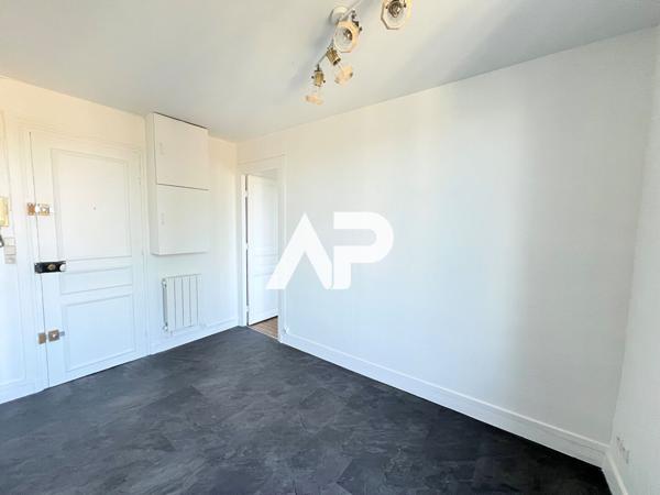 Appartement à Deuil La Barre, 2 pièces 22,66 m2 Loyer 800 €/mois charges comprises **  - Référence  1634