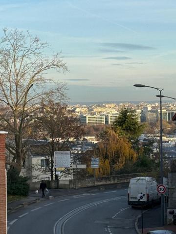 Clamart ? Opportunité rare : 60 m² avec terrasse panoramique de 32 m²
