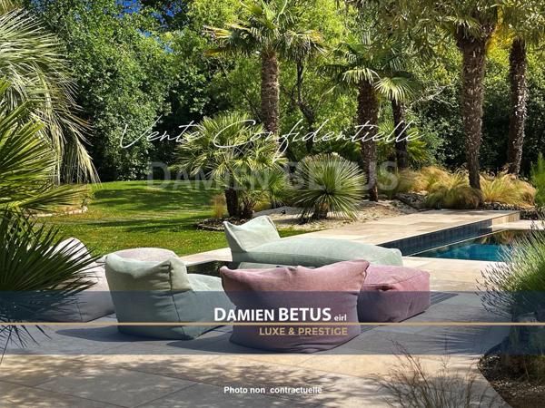 Maison à vendre 7 pièces proche de SAINT GILLES CROIX DE VIE (85), piscine à débordement, parc