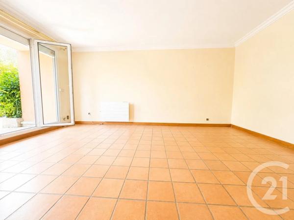 Appartement F2 à vendre  2 pièces - 47,13 m 2   LE BOURGET  - 93