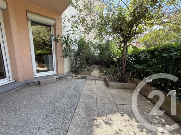 Appartement F2 à vendre  2 pièces - 47,13 m 2   LE BOURGET  - 93