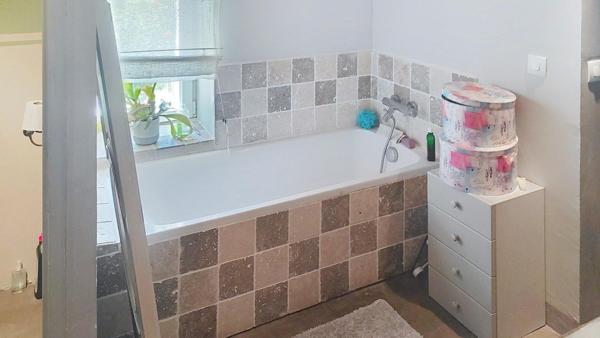 charmante maison de village atypique et confortable