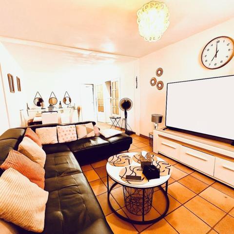 GRAND APPARTEMENT DE TYPE 3 PROCHE DES COMMODITES