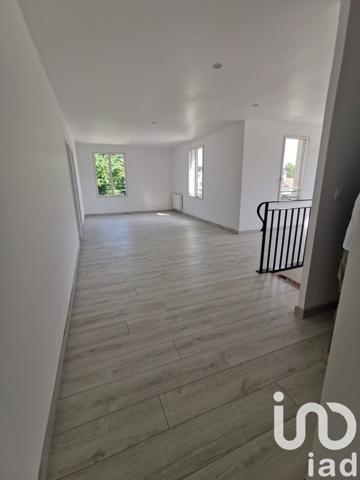Maison à vendre 9 pièces 225 m² Brie-Comte-Robert
