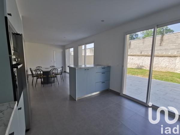 Maison à vendre 9 pièces 225 m² Brie-Comte-Robert