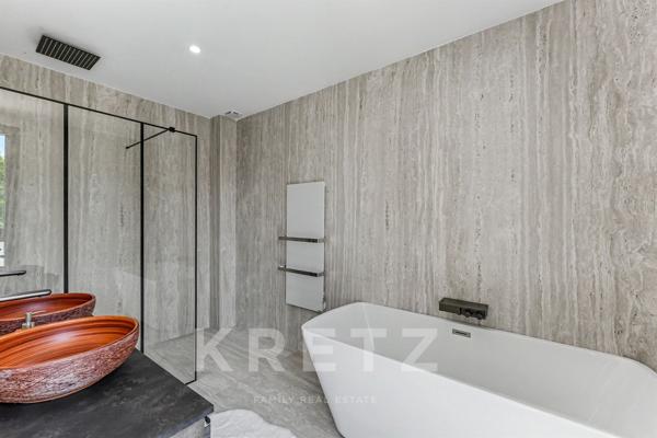 CONTEMPORAINE D 'EXCEPTION