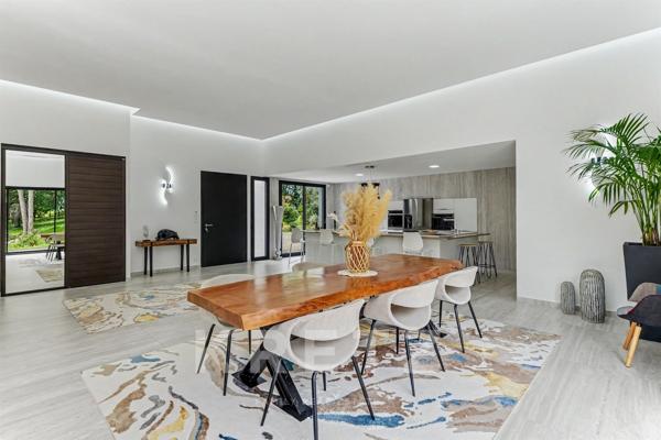 CONTEMPORAINE D 'EXCEPTION