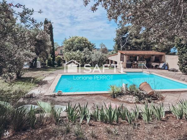 Propriété 9 pièces 217 m²