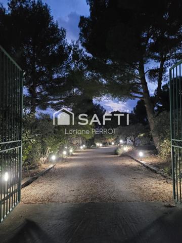 Propriété 9 pièces 217 m²