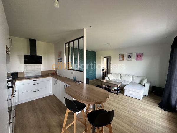 Location
                Appartement53,73 m² - 2 Pièces -
                    CHOLET (49300)