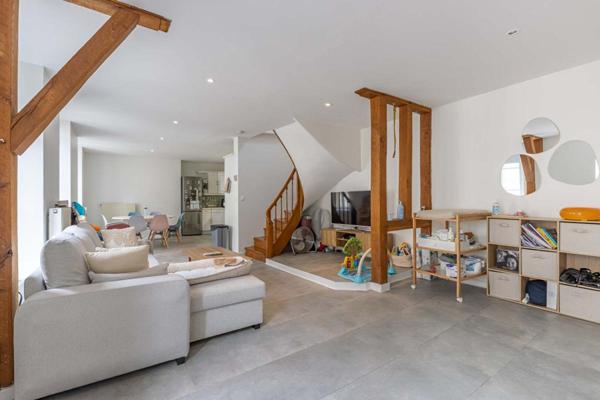 Immeuble Romorantin Lanthenay 6 pièces 160 m2