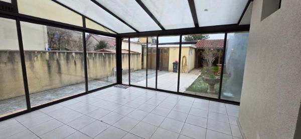 Maison de ville avec garage