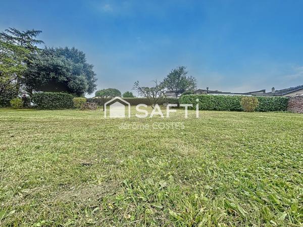 Terrain à bâtir viabilisé d'environ 733 m2