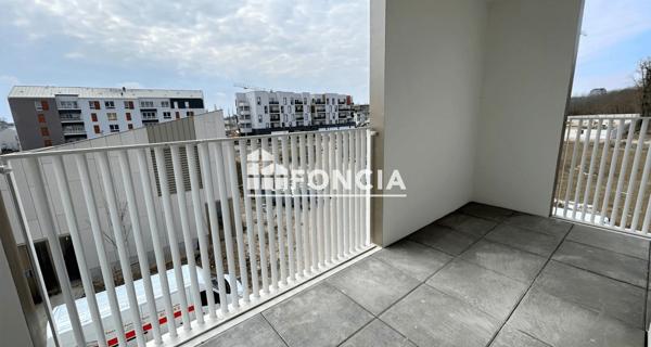 Location Appartement 3 pièces 59 m² - Melun 77000