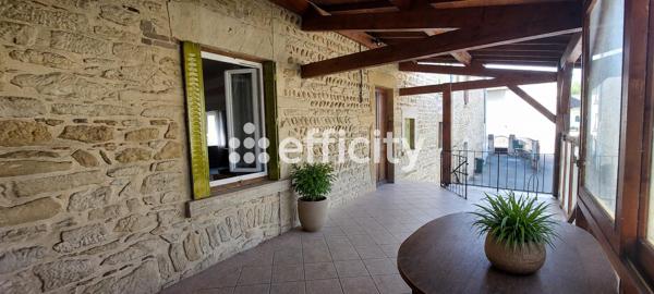 Immeuble
         9 pièces
        - 302 m² 449 000 € *
