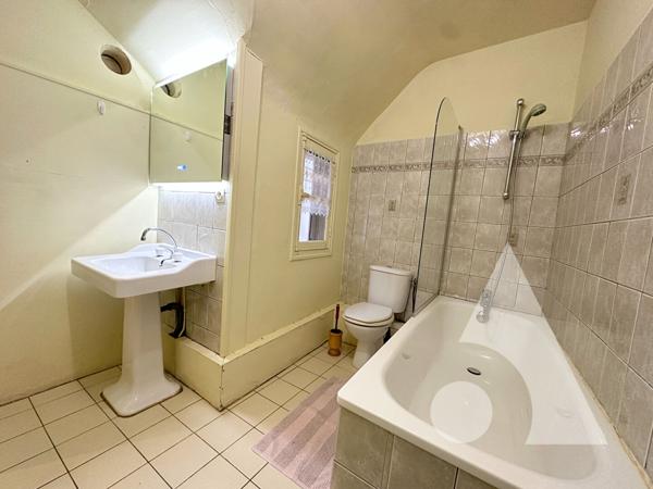 Appartement 4 pièces 101.55 m2