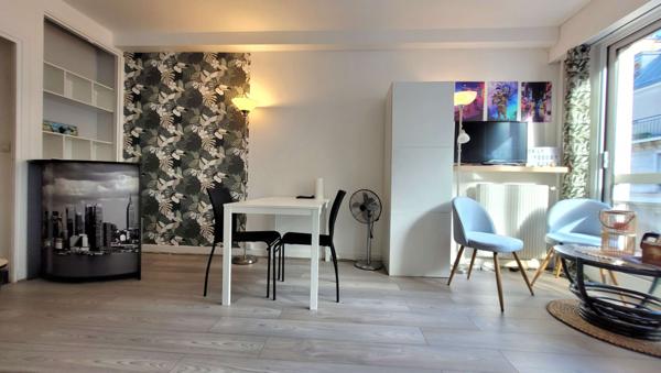 BEAU STUDIO - EDGAR QUINET - OU VAVIN