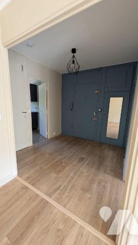 EN EXCLUSIVITE Appartement  situé au 1 er étage avec ascenceur d'une superficie habitable de 56...