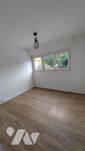 EN EXCLUSIVITE Appartement  situé au 1 er étage avec ascenceur d'une superficie habitable de 56...