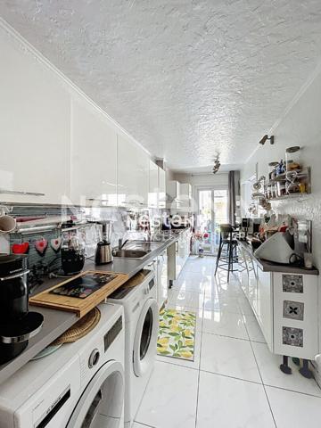 Appartement Cannes La Bocca 3 pieces 76 m2