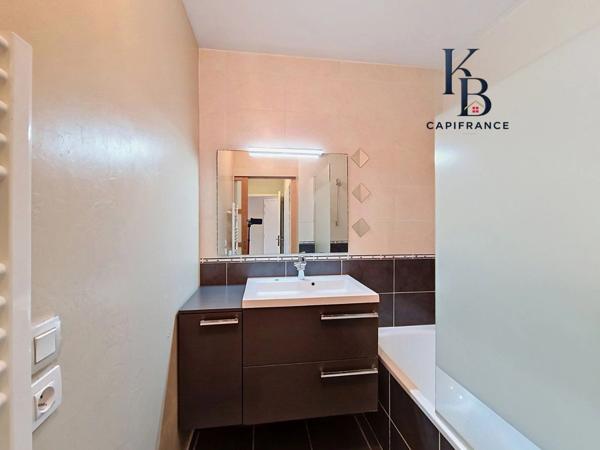 SAINT MARTIN BELLEVUE - A LOUER - T3 avec garage - Location meublée