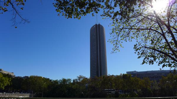 (75017) Location Appartement 3 pièces 74m² - Résidence Hespérides à Paris (75017)