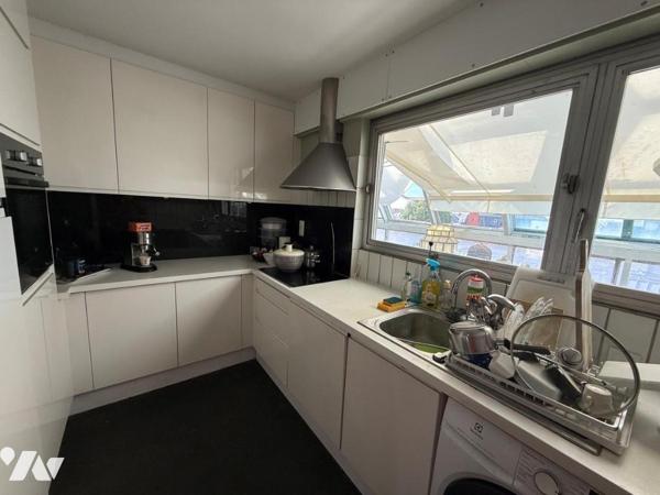 ANGERS PLACE LORRAINE T5 AVEC TERRASSES, CAVE ET GARAGE