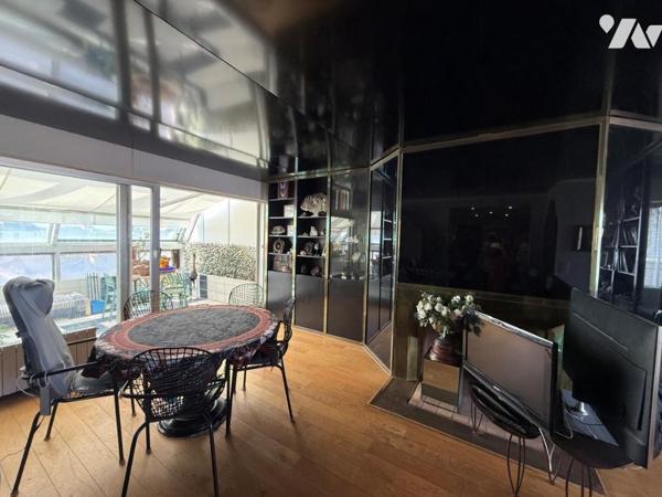 ANGERS PLACE LORRAINE T5 AVEC TERRASSES, CAVE ET GARAGE