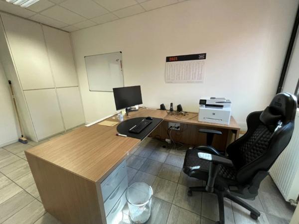 lOCAL PROFESSIONNEL 120 M2 - MARANGE SILVANGE - EMPLACEMENT PREMIUM