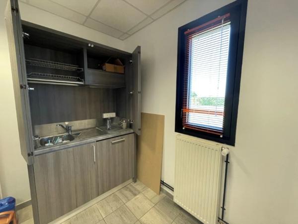 lOCAL PROFESSIONNEL 120 M2 - MARANGE SILVANGE - EMPLACEMENT PREMIUM