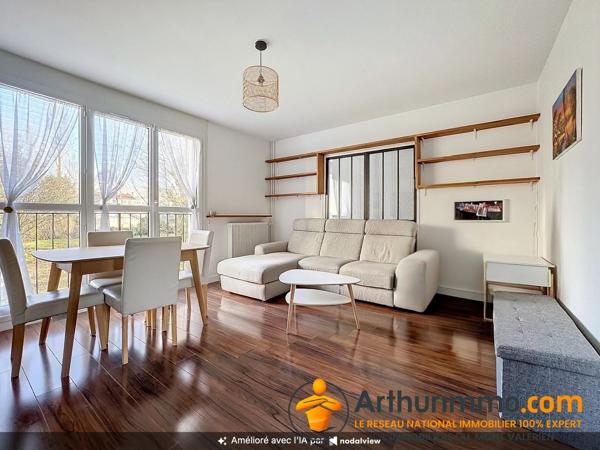 Vente                                                      Appartement
                        
                     3 pièces                      63 m2                     à Nanterre