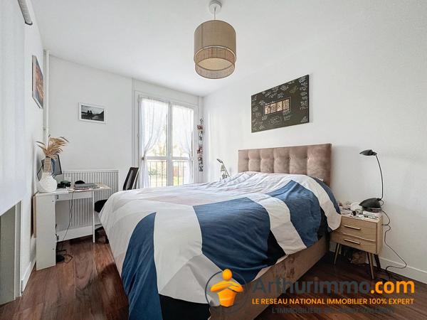 Vente                                                      Appartement
                        
                     3 pièces                      63 m2                     à Nanterre