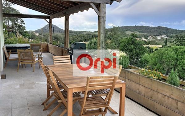 Maison à vendre    4 pièces •  Figari