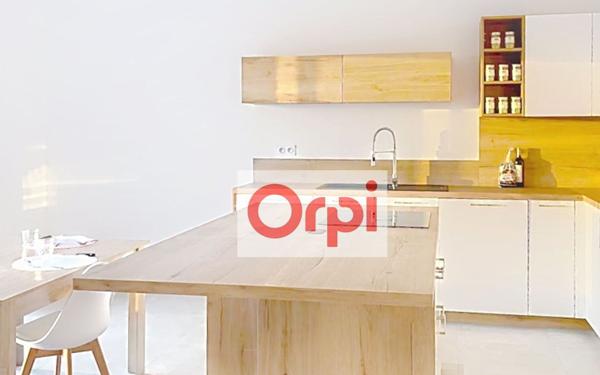 Maison à vendre    4 pièces •  Figari