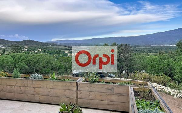 Maison à vendre    4 pièces •  Figari