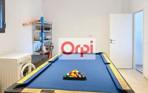 Maison à vendre    4 pièces •  Figari