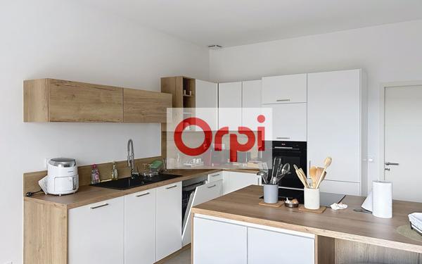 Maison à vendre    4 pièces •  Figari