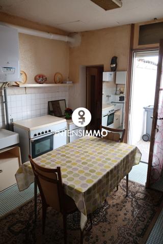 Immeuble 5 pièces - 99m² - Bordeaux - Palais De Justice 397 100 € f t