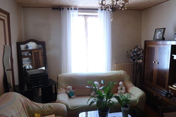 Immeuble 5 pièces - 99m² - Bordeaux - Palais De Justice 397 100 € f t