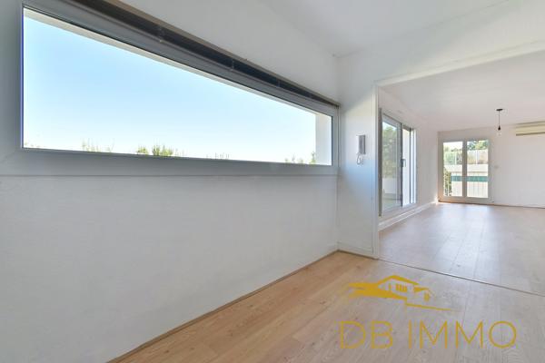 Villeneuve-Lez-Avignon, 112 m² + 60 m² de terrasse face à la Provence : un appartement hors norme