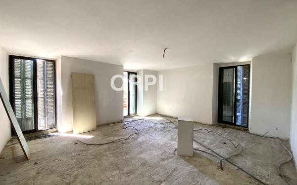 Appartement à vendre    3 pièces • 92,80 m2 Carpentras